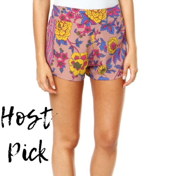 Billabong Pants - 3/$30 BILLABONG Mystic Pearl Floral Mini Shorts